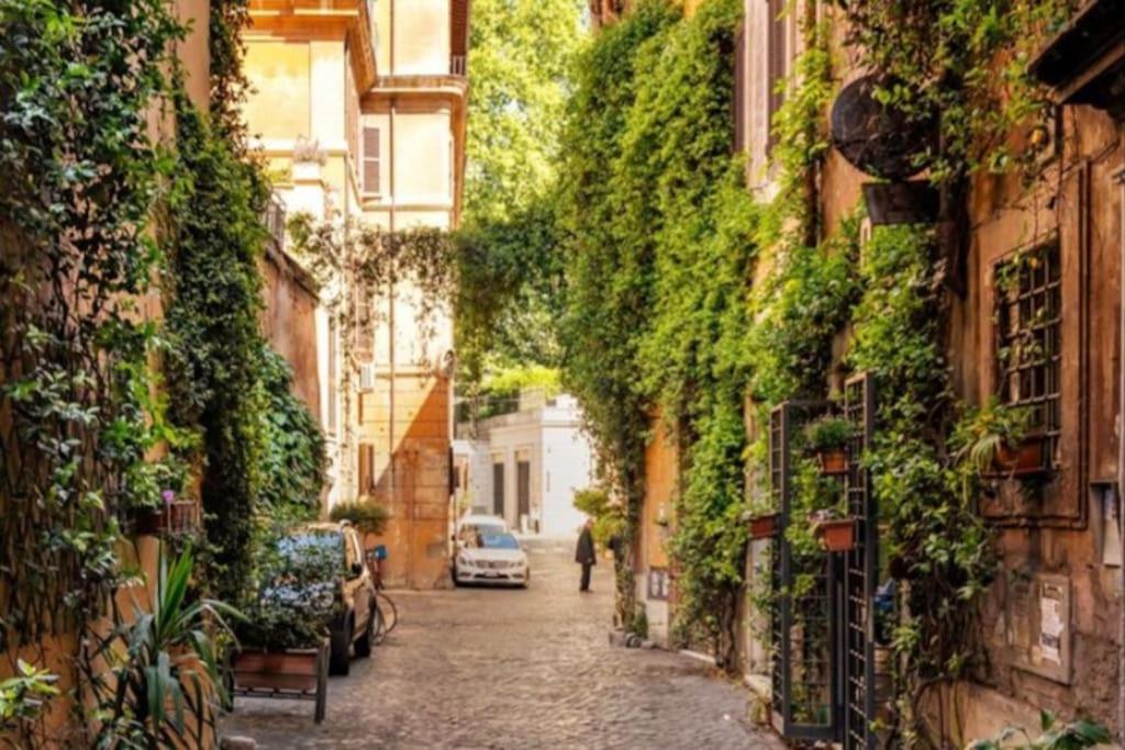 Charm And Relax In Trastevere Rome Exterior photo